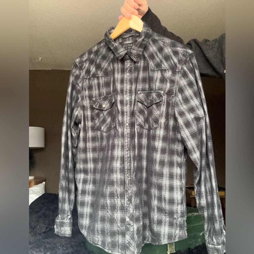 GUESS Men's Gray Plaid Button Down Shirt